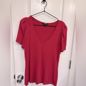 Express coral colored ribbed top